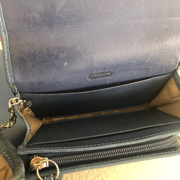 Blue suede coach bag! Great condition! - Picture 5 of 9